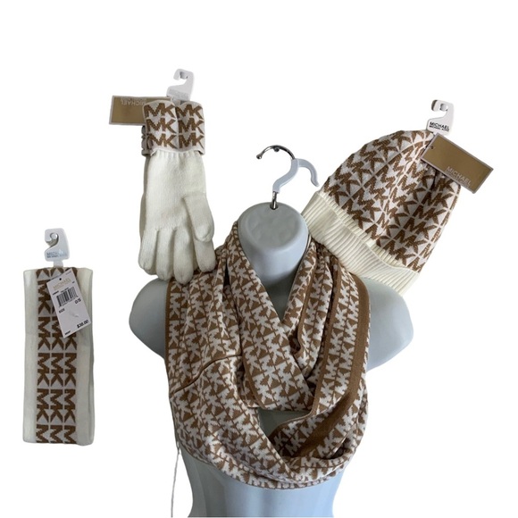 Michaels Kors Winter Set New With Tags #1261 - Picture 1 of 4